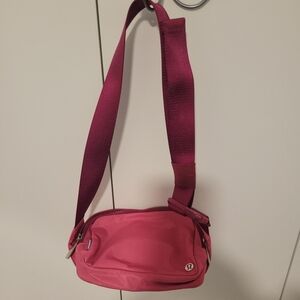 Lululemon Athletica Vibrant Pink Belt Bag
